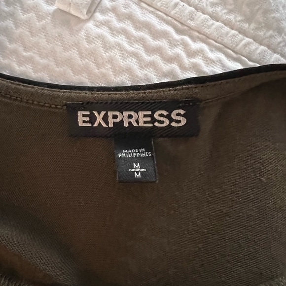 Express army green zip front dress tank. Medium. Like new. - Picture 2 of 3